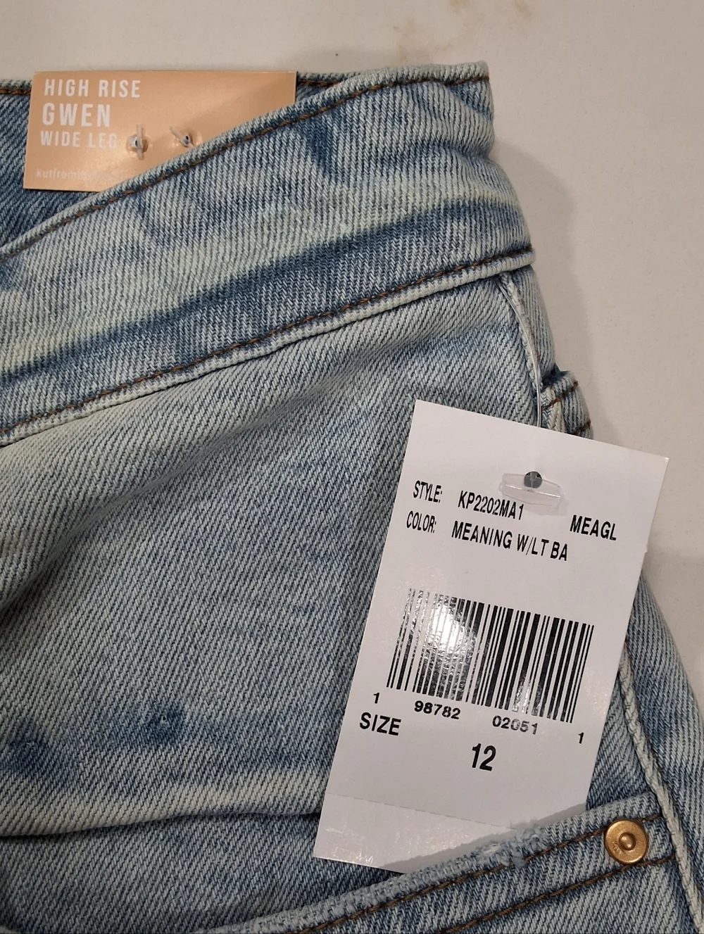 Kut from the Kloth~ NWT Womens Gwen Wide Leg Denim Jeans~Light Wash High Rise~12 - Picture 5 of 9